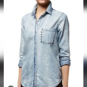 💙 TRUE RELIGION LONG SLEEVE DENIM TOP